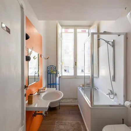 Iflat Trastevere Bright And Comfy 2 Bedroom