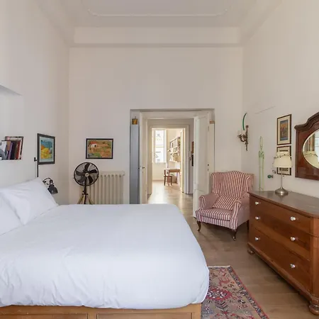 Iflat Trastevere Bright And Comfy 2 Bedroom * Ρώμη